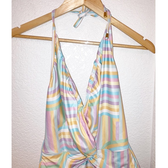 NWOT Kenny Flowers ~ The North Shore Deep V Halter One Piece SZ: Large - Picture 3 of 15